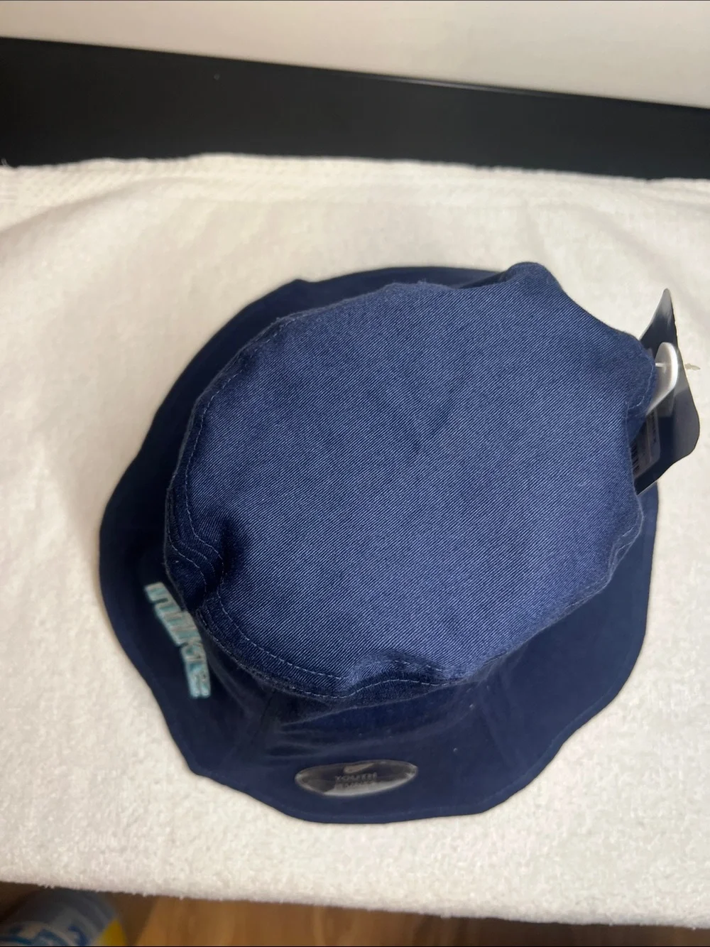 Nike navy bucket